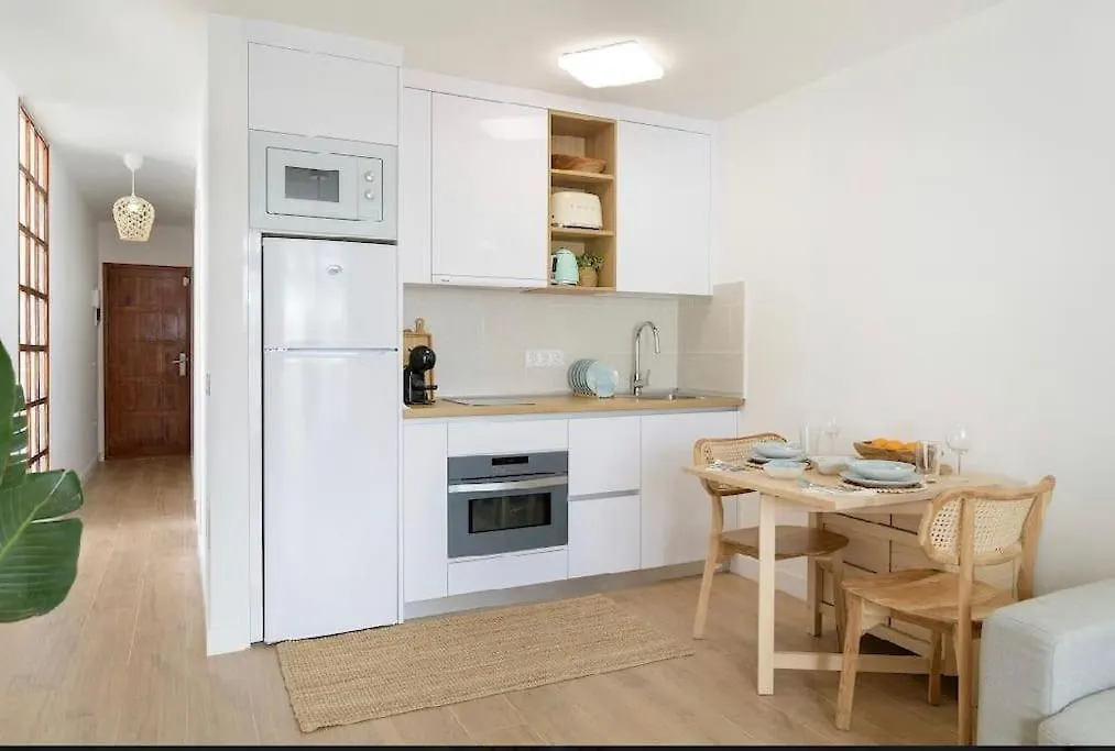 Apartmán Sea Light Puerto del Carmen  0*, Puerto del Carmen (Lanzarote)